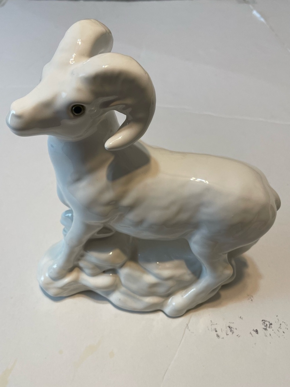 CANADIANA POTTERY - BEIGE RAM PART OF THE COLLECTABLES (#317)